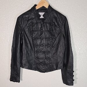 Q40 Women's Black Embroidered Jacket